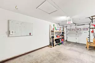 9798 Stadia Dr, Colerain Township, OH 45251 - Photo 34