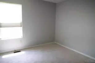 1273 McGuffey Ln, Union Township, OH 45103 - Photo 14