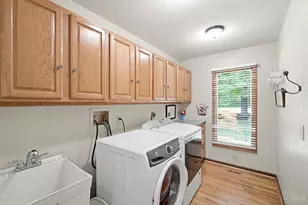7784 Glen Eden Ln, Anderson Township, OH 45244 - Photo 24