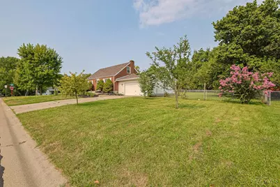 556 Grandin Avenue, Springdale, OH 45246 - Photo 32