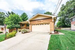 5873 Cottontail Ct, Green Township, OH 45239 - Photo 2