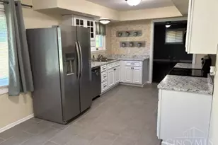 6249 Liberty Fairfield Rd, Fairfield Township, OH 45011 - Photo 6