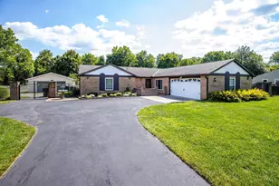 6216 Vineyard Trce, Amelia, OH 45102 - Photo 1
