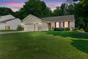 3923 Little Creek Dr, Batavia Township, OH 45102 - Photo 2