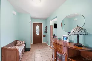 4486 Pinecroft Dr, Green Township, OH 45211 - Photo 4