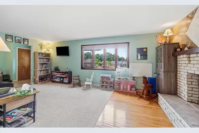 4486 Pinecroft Drive, Green Township, OH 45211 - Photo 6