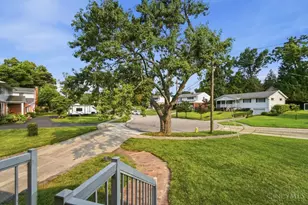 4733 Elizabeth Pl, Blue Ash, OH 45242 - Photo 6