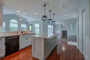 1111 Pond Ridge Cir, Ross Township, OH 45013 - Photo 8