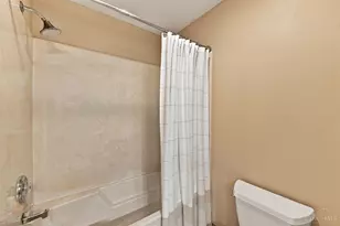 6226 Swanbrook Ln, Delhi Township, OH 45233 - Photo 34