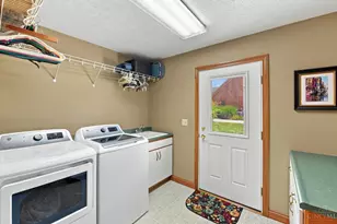 6226 Swanbrook Ln, Delhi Township, OH 45233 - Photo 26