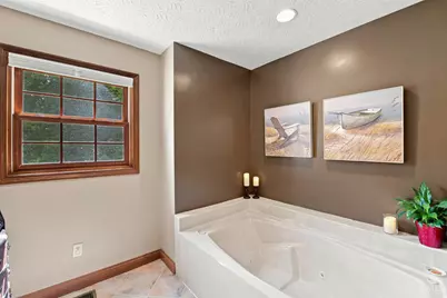 6226 Swanbrook Lane, Delhi Township, OH 45233 - Photo 24