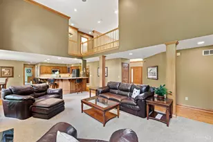 6226 Swanbrook Ln, Delhi Township, OH 45233 - Photo 8