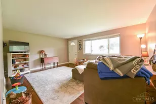 655 Wilfert Dr, Union Township, OH 45245 - Photo 4