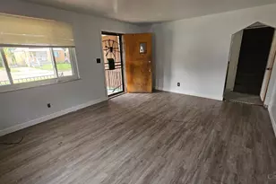 2020 Carpenter Dr, Cincinnati, OH 45239 - Photo 2