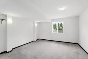 303 Delaware Dr, Hamilton Township, OH 45039 - Photo 54