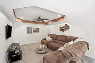 303 Delaware Dr, Hamilton Township, OH 45039 - Photo 48