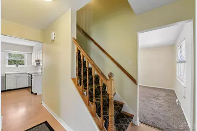 10660 Bridlepath Lane, Sharonville, OH 45241 - Photo 6