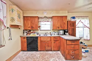 7007 Harrison Ave, Green Township, OH 45247 - Photo 8
