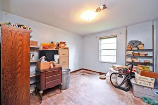7007 Harrison Ave, Green Township, OH 45247 - Photo 16