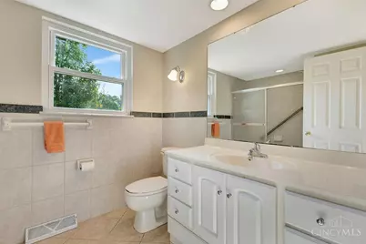 9800 Delray Drive, Montgomery, OH 45242 - Photo 24