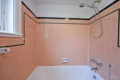 236 Loraine Avenue, Cincinnati, OH 45220 - Photo 24