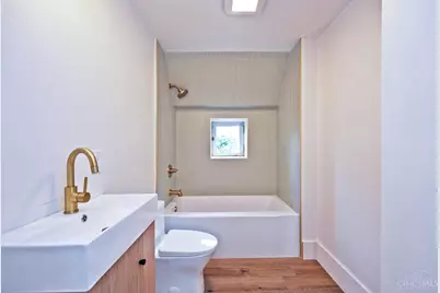 236 Loraine Avenue, Cincinnati, OH 45220 - Photo 34