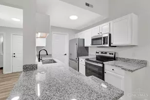 7343 Chatham Ct, West Chester, OH 45069 - Photo 12