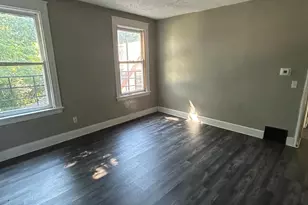 811 S Fred Shuttlesworth Cir, Cincinnati, OH 45229 - Photo 6