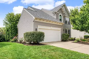 17 Christman Dr, Springboro, OH 45066 - Photo 2