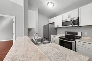 1544 W Galbraith Rd, Cincinnati, OH 45231 - Photo 4