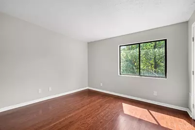 1544 W Galbraith Road #412, Cincinnati, OH 45231 - Photo 12
