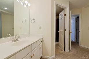 4911 N Arbor Woods Ct, Green Township, OH 45248 - Photo 22