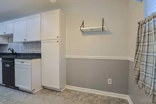 4911 N Arbor Woods Ct, Green Township, OH 45248 - Photo 16