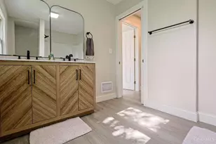 692 W Kemper Rd, Springdale, OH 45246 - Photo 48