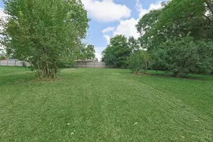 692 W Kemper Rd, Springdale, OH 45246 - Photo 24
