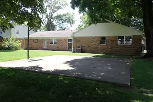 688 Buff Ct, Springfield Township, OH 45231 - Photo 36