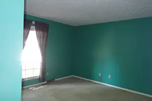 688 Buff Ct, Springfield Township, OH 45231 - Photo 18