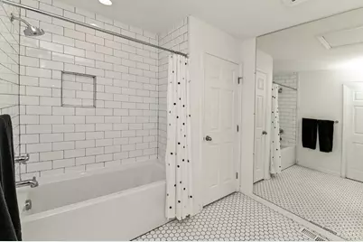 696 Totten Way, Cincinnati, OH 45226 - Photo 24