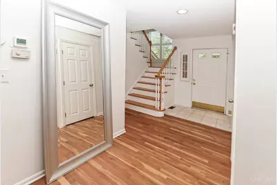 696 Totten Way, Cincinnati, OH 45226 - Photo 2