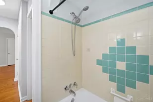 3524 Hazelwood Ave, Cincinnati, OH 45211 - Photo 26