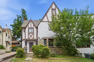 2956 Linwood Ave, Cincinnati, OH 45208 - Photo 1
