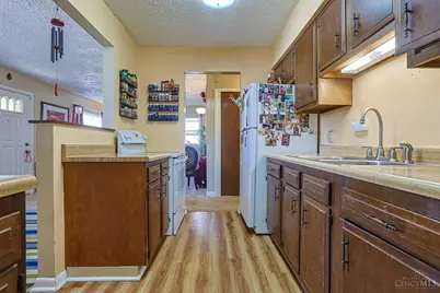 6624 Flagstone Court, Colerain Township, OH 45239 - Photo 10