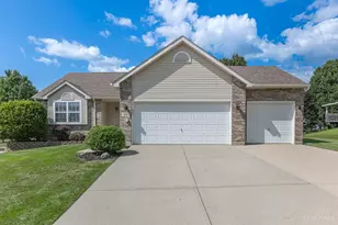 22 Evergreen Ct, Franklin, OH 45005 - Photo 1