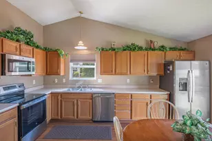 22 Evergreen Ct, Franklin, OH 45005 - Photo 4