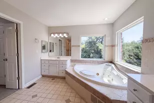 7188 Tarragon Ct, Liberty Township, OH 45011 - Photo 24