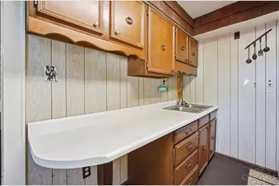 7501 Ross Avenue, Cincinnati, OH 45237 - Photo 16