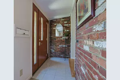 8608 Zenith Court, Springfield Township, OH 45231 - Photo 4