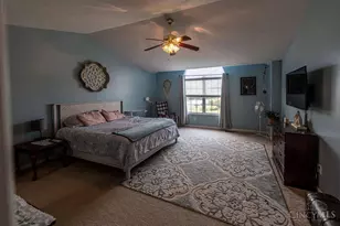 1559 Wild Cherry Dr, Miami Township, OH 45150 - Photo 6