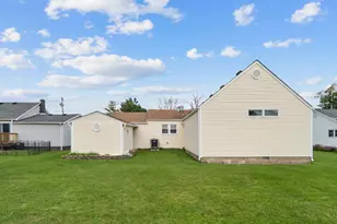 215 Chestnut Ridge Rd, West Union, OH 45693 - Photo 4