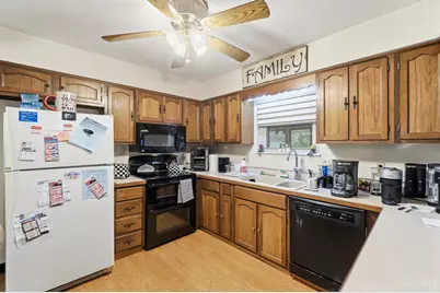 7031 Butterwood Drive, West Chester, OH 45241 - Photo 16